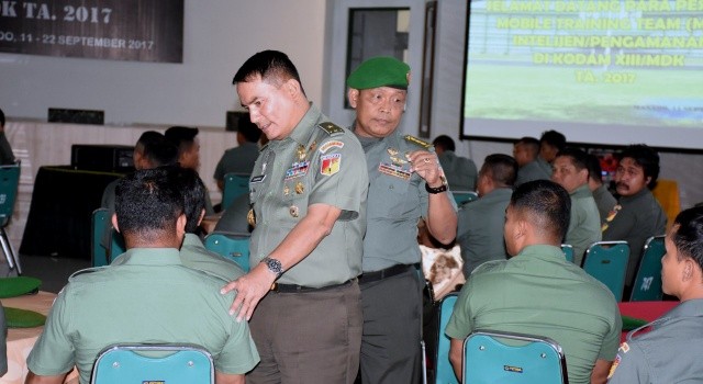 Brigjen TNI Santos saat pembukaan MTT Intelijen