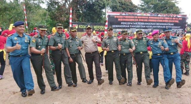 Kebersamaan Kapolres Minut bersama pimpinan TNI di kabupaten/kota Sulut.