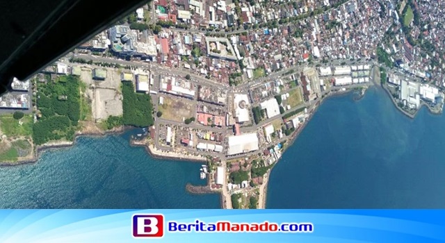Pemandangan Kota Manado dari udara