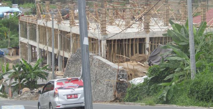 Pembangunan RSUD Manado depan Kantor Dinas PUPR