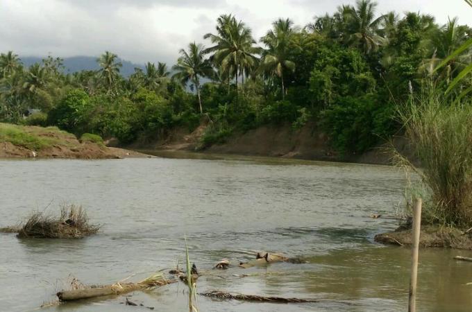 Kondisi sungai di kecamatan Dumoga sangat mengancam keselamatan warga