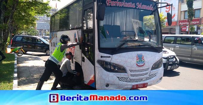 Bus Pariwisata milik DInas Pariwisata Kota Manado