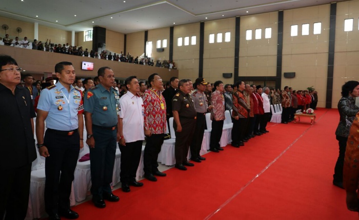 Forkopimda Sulut bersama Jokowi