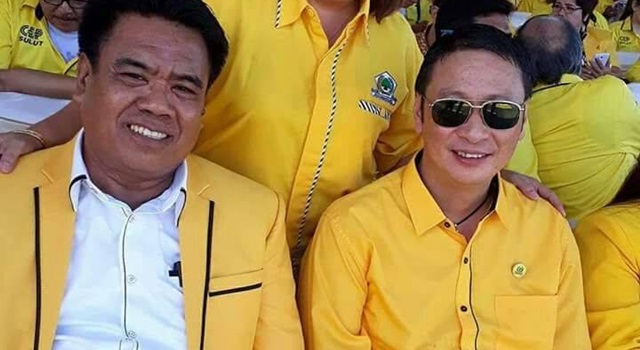 Ivan Sarundajang bersama Jabes Ghagana (Bupati Sangihe) pada acara Pelantikan Pengurus DPD I Partai Golkar Sulawesi Utara. (Foto:IST)