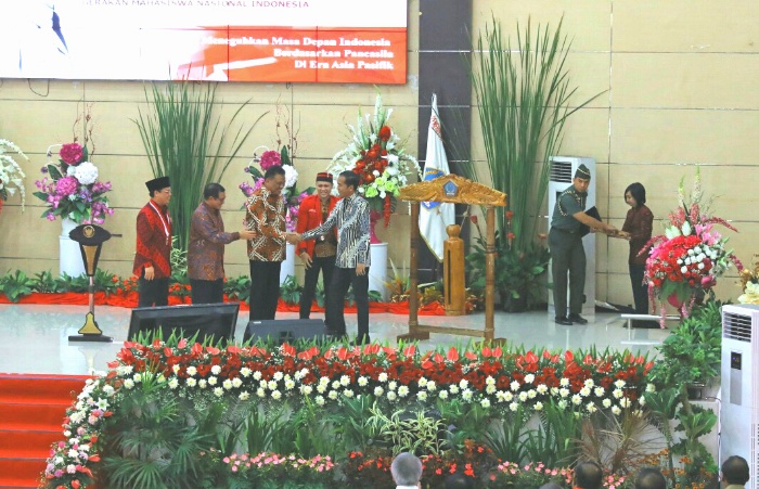 Jokowi buka Kongres GMNI