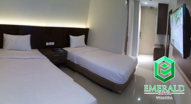 Salah satu fasilitas kamar Emerald Hotel Timika. (Foto:IST)