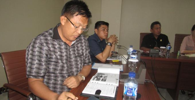 Komisi 2 DPRD Sulut Ferdinand Mangumbahang