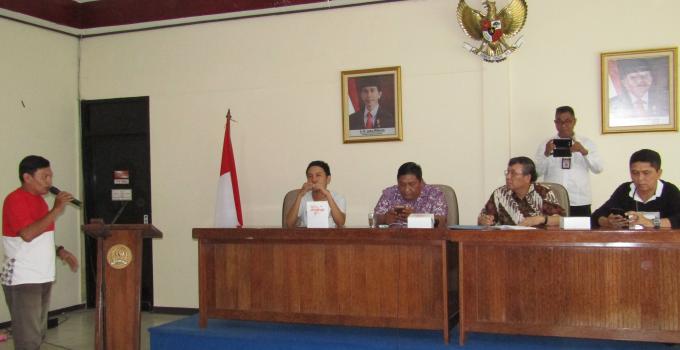 Sisco Manosoh, anggota Forward Sulut, mewakili masyarakat Nusa Utara ikut menyampaikan aspirasi kepada anggota DPD-RI, Ir Marhhany Pua