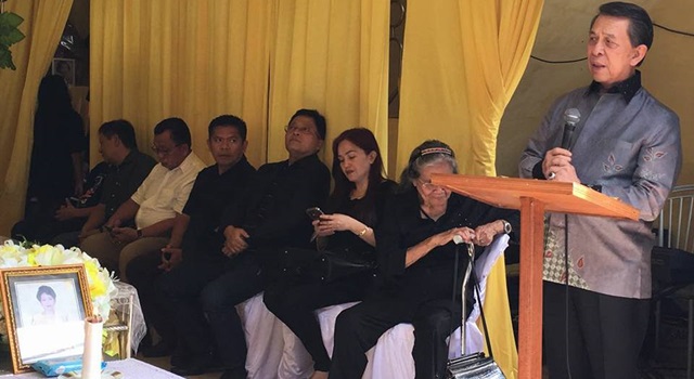 Duta Besar republik Indonesia untuk Filipina DR Sinyo Harry Sarundajang saat membawakan sambutan duka. (Foto:IST)