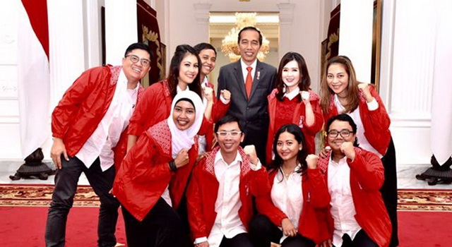 Pengurus DPP Partai Solidaritas Indonesia (PSI) bersama Presiden RI Ir Joko Widodo di Istana Negara. (Foto:IST)