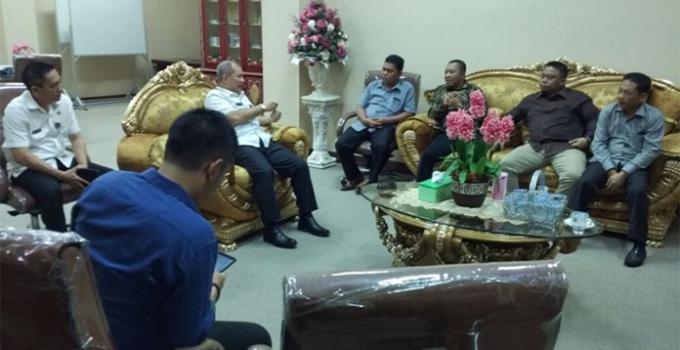 Kunjungan DPRD Kabupaten Gorontalo diterima Sekwan Sulut, A.B Mononutu