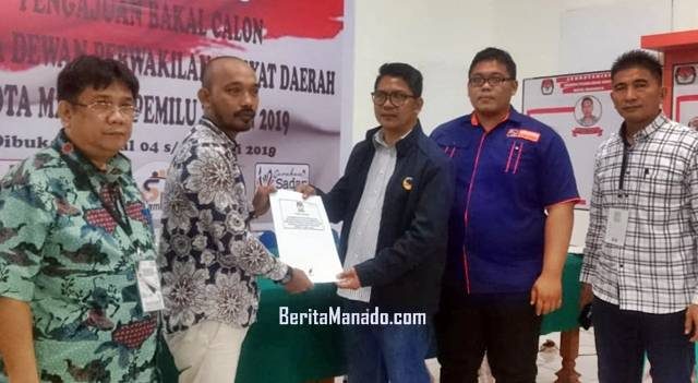 KPU Manado menerima pendaftaran Partai Nasdem Manado