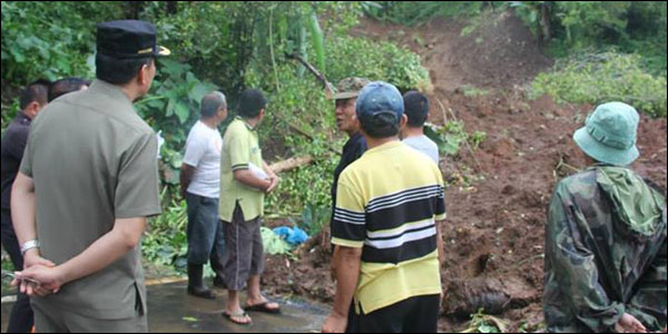 Eman Pimpin Rakor Bahas Bencana Tanah Longsor di Kota Tomohon