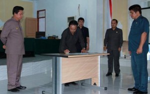 Berita Foto: Rapat Paripurna Reses III dan Pembukaan Masa Sidang Tahun 2014