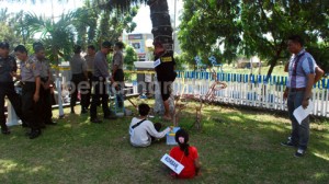 BERITA FOTO : Rekonstruksi Pembunuhan Dua Bocah 2