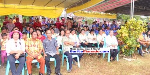 Mereka di Upacara Adat Tulude (I)