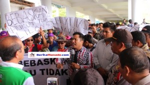 Masyarakat Lilang: ‘Bebaskan Hukum Tua Kami’