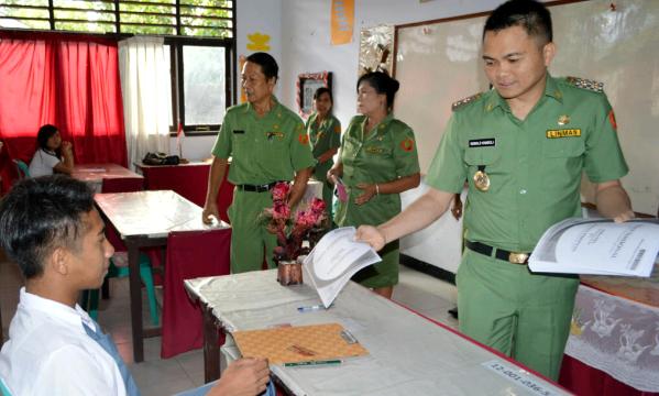Kandoli Buka UN Tingkat SMA, SMK dan MA se-Mitra