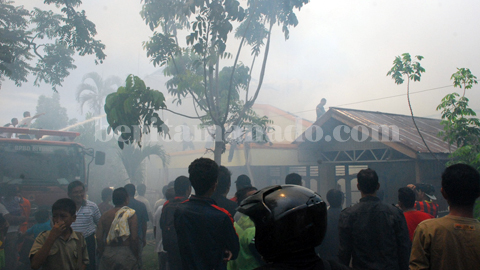Rumah di Madidir Ure Dilalap Api