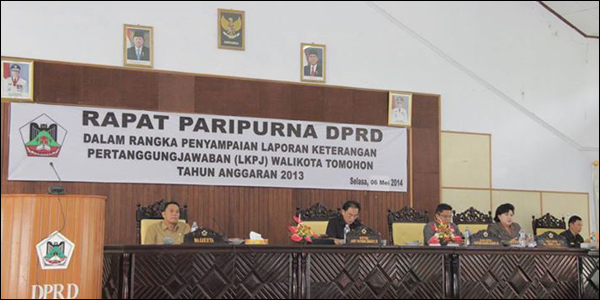 Eman Sampaikan LKPJ 2013