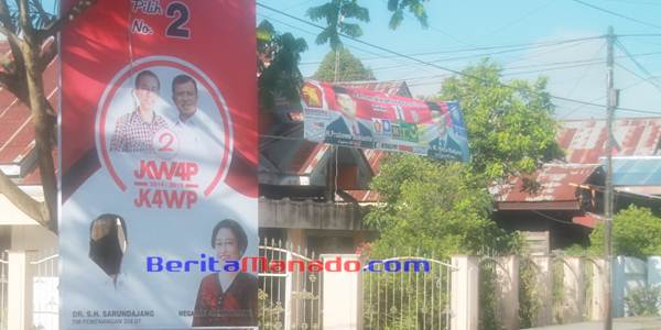 Baliho Jokowi, Foto Sarundajang Dirusak
