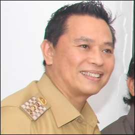 Jimmy Eman SE Ak, Walikota Tomohon.