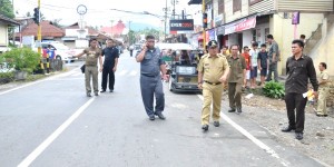 Jalan Pusat Kota Ratahan Menuju Kantor Bupati