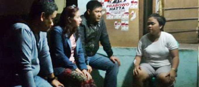 BERITA FOTO: Harley Mangindaan Kunjungi Korban Panah Wayer