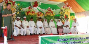 Bupati Singal Lepas 16 Calon Jemaah Haji Minut