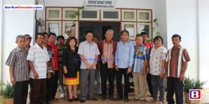 DPRD Minut Dituntut Menonaktifkan Bupati Sompie Singal