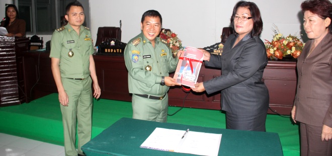 DPRD Mitra Tetapkan Ranperda PBMD Menjadi Perda
