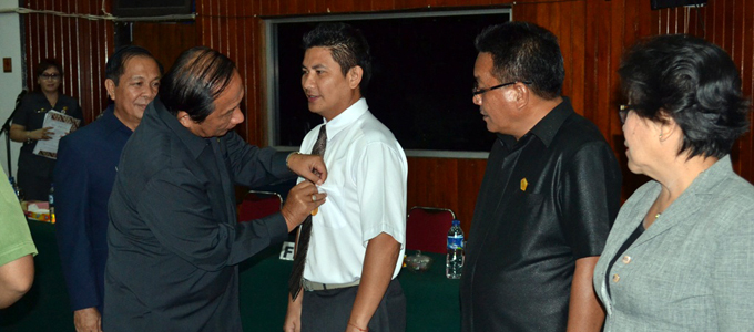Puluhan Anggota DPRD Terima Lencana Pengabdian