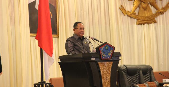 Kansil Minta Para Pejabat Jangan Pikirkan Rolling 9 Sambutan wakil gubernur Dr Djouhari Kansil (foto beritamanado)