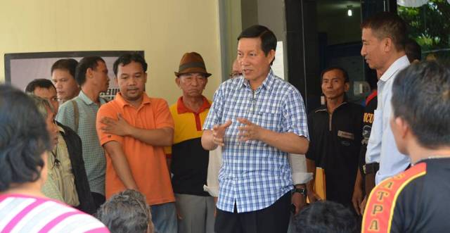 Sidak Wali Kota ke Dispenda menyaksikan proses pembayaran PBB-P2 pada 16/09