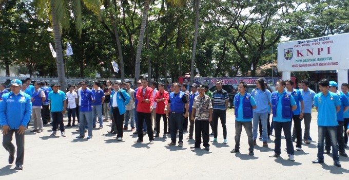 Barisan peserta upacara KNPI Sulut dalam rangka memperingati Hari Sumpah Pemuda ke-86
