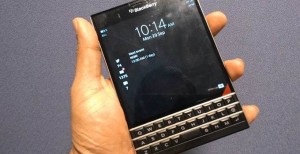Anda Berselera Tinggi? BlackBerry Passport Bisa Jadi Pilihan