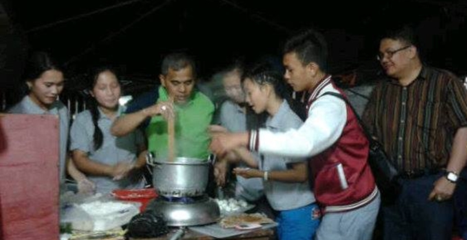 Jantje Sajow Bagaikan Seorang Chef