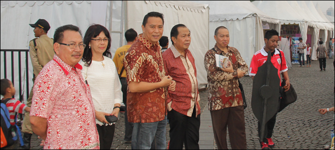Walikota Tomohon Kunjungi Pameran Pengembangan Usaha Ekonomi Pedesaan