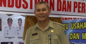 Dondokambey Instruksikan Aparat Rutin Pantau Harga Bapok