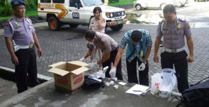 BERITA FOTO: Tes Urine Personil Polda Sulut