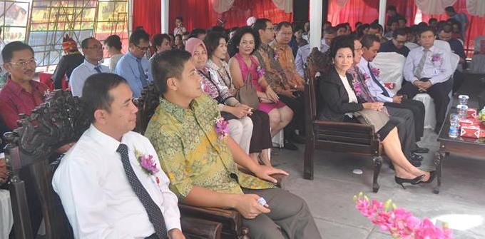 Wawali Mangindaan Resmikan Bank Kawanua