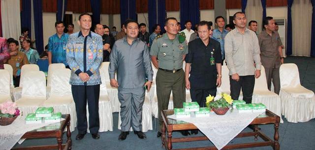 Wali Kota Lumentut Bacakan Ranperda Pertangungjawaban Pelaksanaan APBD 2013 12 10153252_541640639304140_7839045764061580714_n