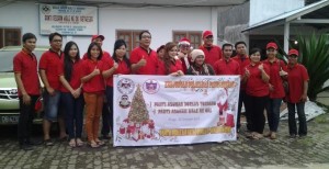 Panitia Natal Remaja se-Minut Jadi Santa Klaus