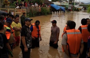 Korban Banjir Sebut Harley Mangindaan Beri Perhatian Tulus