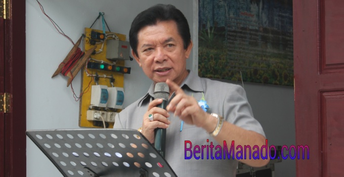 Sompie Singal dan Misteri Pelangi Politik