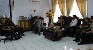 BERITA FOTO: Marpaung Temui Kajati Sulut