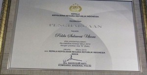 Polda Sulut Terima Penghargaan Predikat B Akuntabilitas Kinerja Tahun 2014