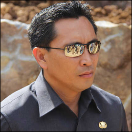 Kadis Steven Tertibkan Kawasan Puskom