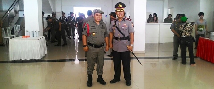 james sumendap bersama kapolres minsel