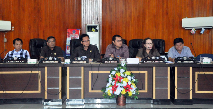 Pansus Satu DPRD Hearing Ranperda Angkot